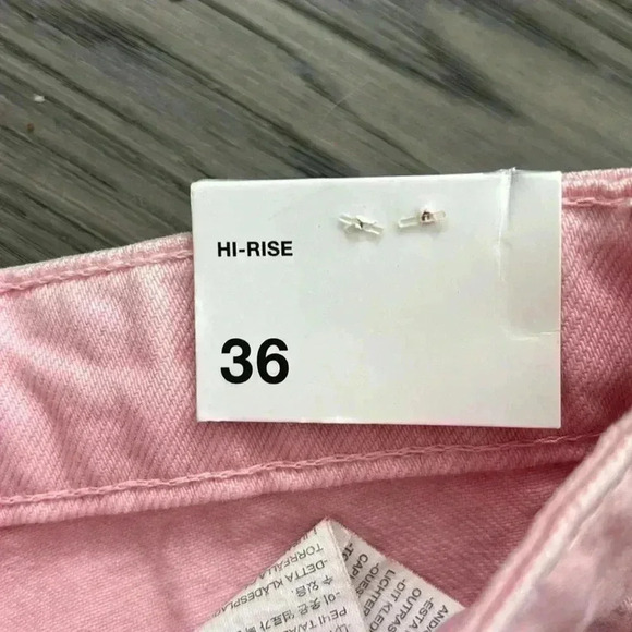 ✨🆕Zara🆕✨ | Pink and white  ombré Bermuda Jean shorts - Picture 9 of 11